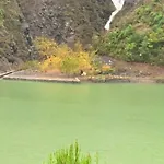 Κάμπινγκ Bujtina Liqeni I Shkopetit Madhesh
