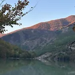 营地 Bujtina Liqeni I Shkopetit Madhesh