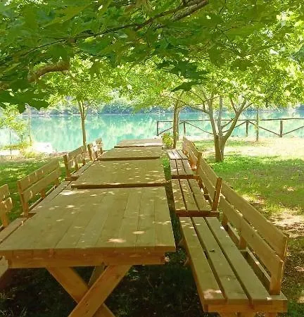 Bujtina Liqeni I Shkopetit Campingplatz