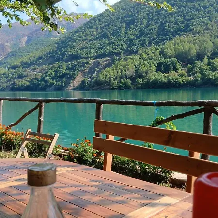 Bujtina Liqeni I Shkopetit Campingplatz *