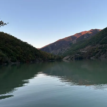 Bujtina Liqeni I Shkopetit Campingplatz *