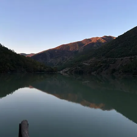 Campingplatz Bujtina Liqeni I Shkopetit *