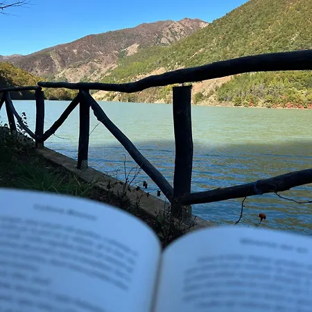 Bujtina Liqeni I Shkopetit Campingplatz Madhesh