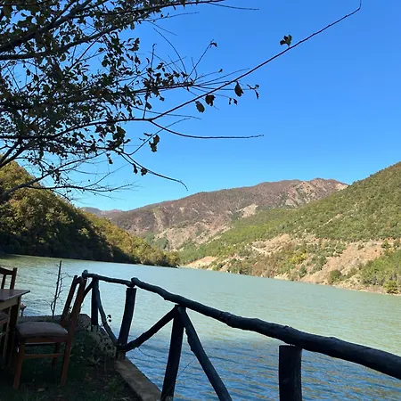 Bujtina Liqeni I Shkopetit Campingplatz