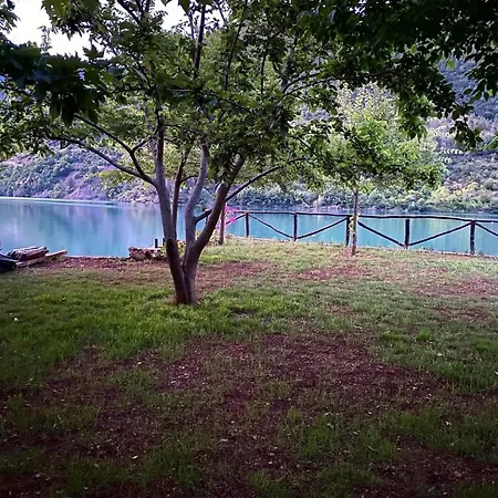 Campingplatz Bujtina Liqeni I Shkopetit Madhesh
