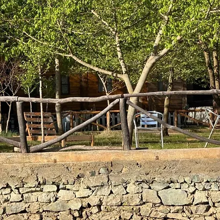 Bujtina Liqeni I Shkopetit Campingplatz Madhesh