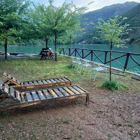 Bujtina Liqeni I Shkopetit Camping
