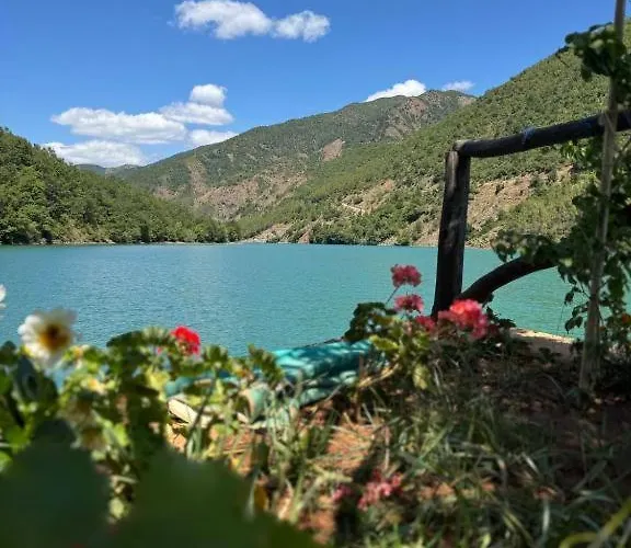 Bujtina Liqeni I Shkopetit Campsite