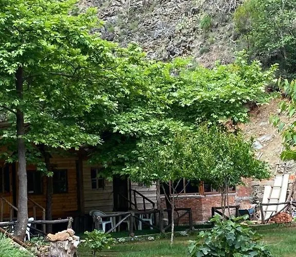 Bujtina Liqeni I Shkopetit 캠프장