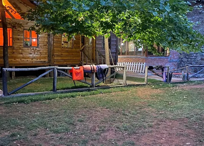 Campsite Bujtina Liqeni I Shkopetit Madhesh