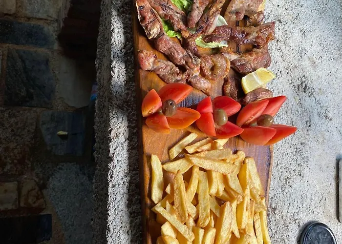 Bujtina Liqeni I Shkopetit Madhesh