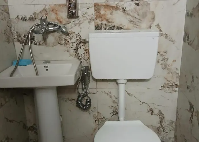 Bujtina Liqeni I Shkopetit Madhesh